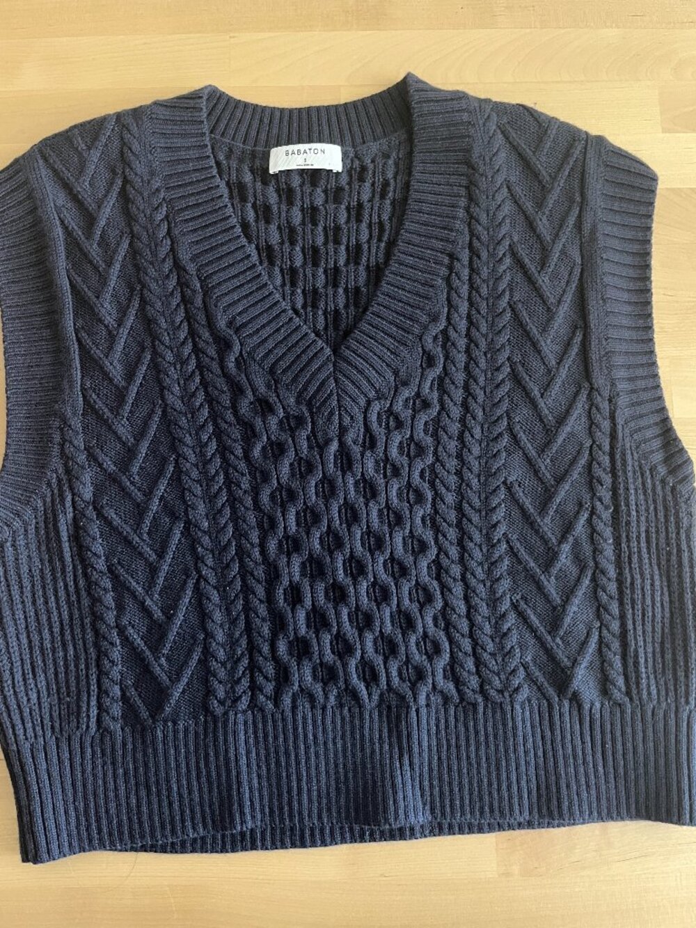 Aritzia Babaton Cable Knit Sweater Vest - Size Small